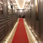 216 Silver Suite